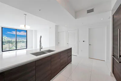 301 Altara Ave 631 #631 Coral Gables FL