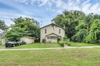 357 W MINNEOLA AVENUE 2 #2 Clermont FL