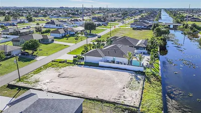 31 NE 8TH TERRACE Cape Coral FL