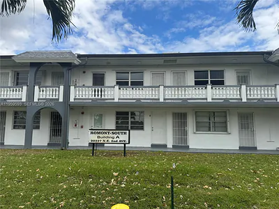 20337 NE 2nd Ave 17 #17 Miami FL
