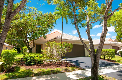 4420 Dogwood Cir 4420 #4420 Weston FL