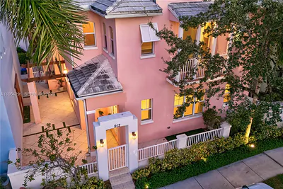 912 NE 17th Way #2 Fort Lauderdale FL