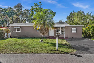 4214 SW 49th Ct Dania Beach FL