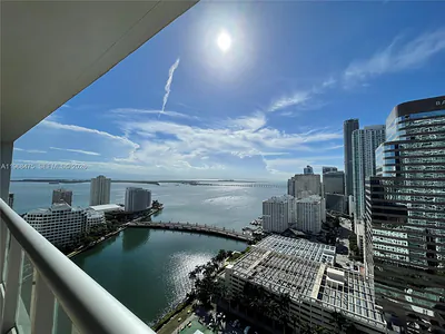 495 BRICKELL AV 3011 #3011 Miami FL