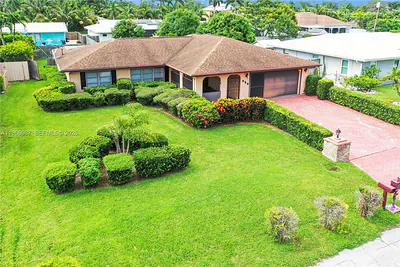 525 SE Brookside Ter Port St Lucie FL