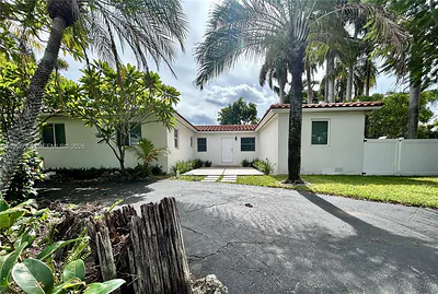 222 SE 1st St E #E Dania Beach FL