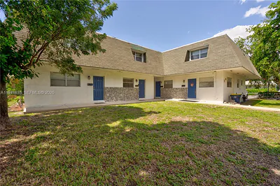 502-504 Phippen Waiters 4 #4 Dania Beach FL