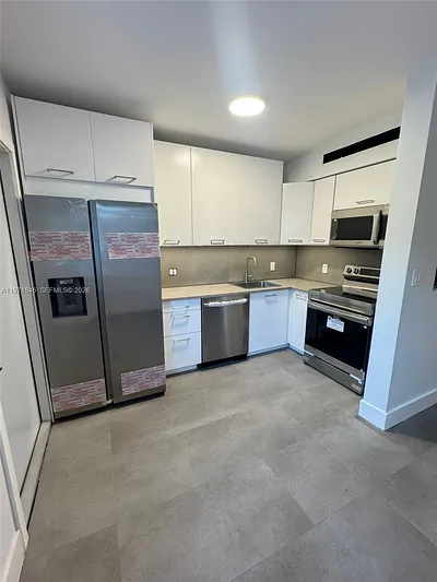 1188 Marseille Dr 1 #1 Miami Beach FL