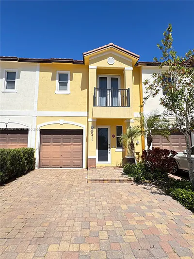 8807 NW 76th Drive Tamarac FL