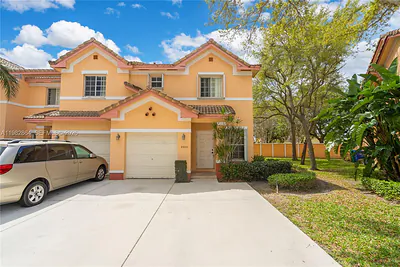 2400 SW 87th Way na #na Miramar FL