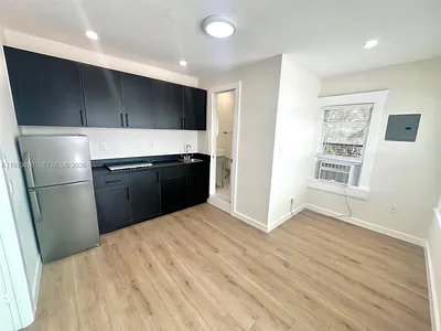 229 NE 25th St 229 #229 Miami FL