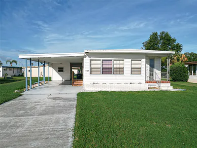 1129 ELKHART CIRCLE Tavares FL