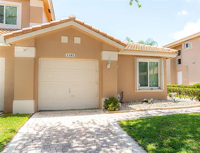 1102 SW 158th Avenue, Pembroke Pines, FL 33027 Pembroke Pines FL