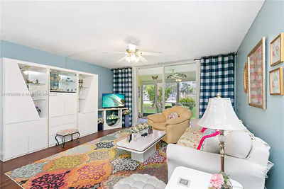 1001 NE 14th Ave 107 #107 Hallandale Beach FL