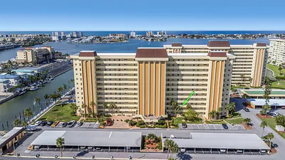 4550 COVE CIRCLE 207 #207 St Petersburg FL