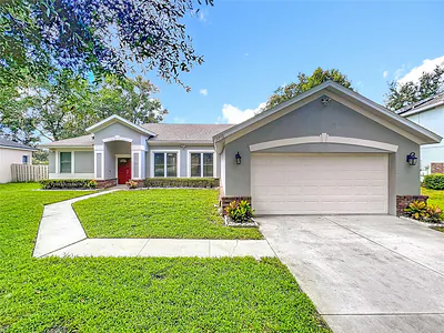 1716 SPARKLING WATER CIRCLE Ocoee FL