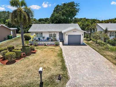 9404 NW 70th Pl Tamarac FL