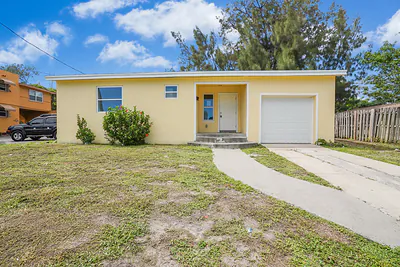 4301 Pinewood Avenue, West Palm Beach, FL 33407 West Palm Beach FL