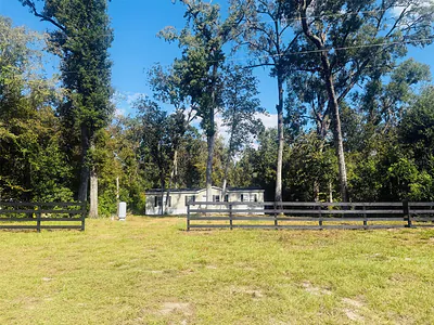 843 SW CENTRAL TERRACE Fort White FL