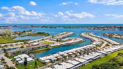 1 BOCA CIEGA POINT BLVD 213 #213 St Petersburg FL