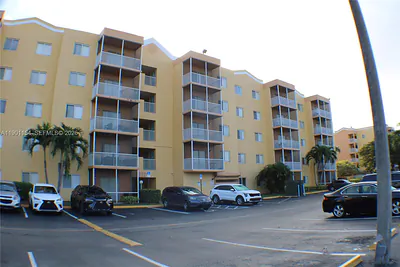 2221 S Sherman Cir 304 #304 Miramar FL