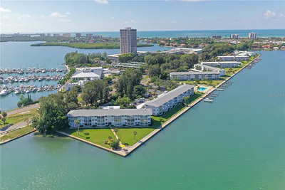 769 JOHN RINGLING BOULEVARD 3 #3 Sarasota FL
