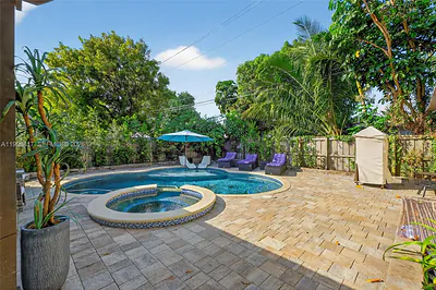 155 NW 124th St North Miami FL