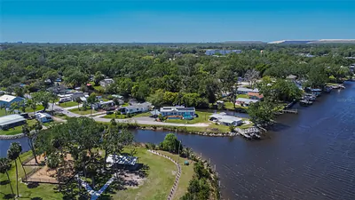 8607 PARKWAY CIRCLE Riverview FL