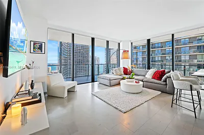 88 SW 7th St 3101 #3101 Miami FL