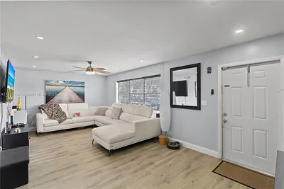 8089 SW 18th Ct 2-7 #2-7 Davie FL