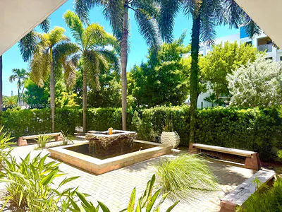 1045 10th St 206 #206 Miami Beach FL