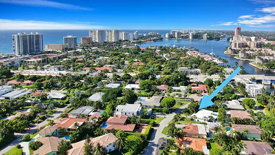 121 NE Spanish Court, Boca Raton, FL 33432 Boca Raton FL