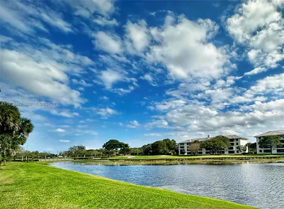 1520 Whitehall Dr 101 #101 Davie FL