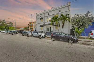 1029 SW 5th St Miami FL