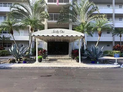 575 Oaks Lane 608, Pompano Beach, FL 33069 #608 Pompano Beach FL