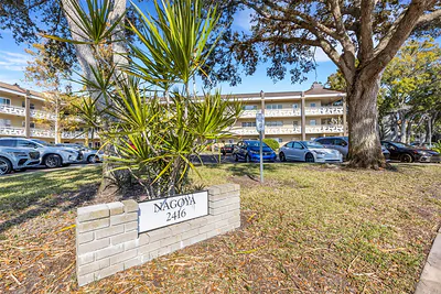 2416 WORLD PARKWAY BOULEVARD 8 #8 Clearwater FL