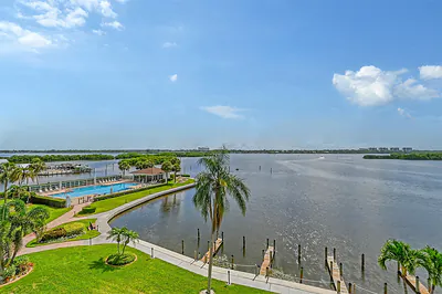 8911 MIDNIGHT PASS ROAD 410 #410 Sarasota FL