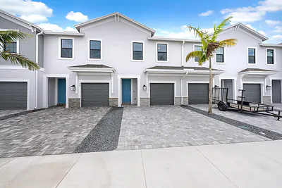 272 SW Sally Way, Stuart, FL 34997 Stuart FL