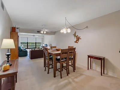27 Plantation Drive 202, Vero Beach, FL 32966 #202 Vero Beach FL