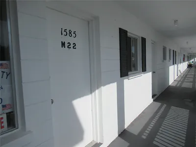 1585 LEISURE DRIVE M22 #M22 Bradenton FL