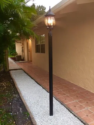 8002 SW 7th Court, North Lauderdale, FL 33068 North Lauderdale FL
