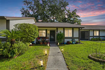 2948 BANCROFT CIRCLE E B #B Palm Harbor FL