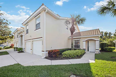 7033 STRAND CIRCLE 102 #102 Bradenton FL