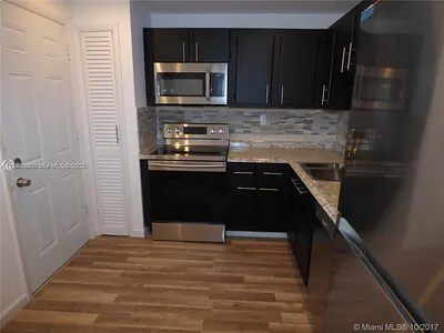 1601 NE 191 Street 307 #307 North Miami Beach FL