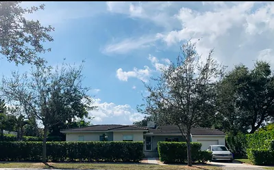1240 S Alhambra Cir Coral Gables FL