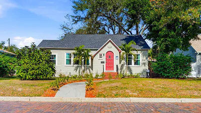 511 27TH AVENUE N St Petersburg FL