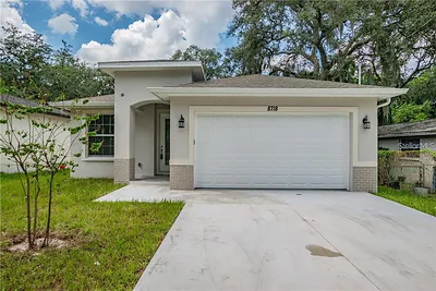 8718 N DEXTER AVENUE Tampa FL