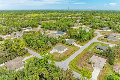 7238 HELLIWELL STREET North Port FL