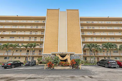 319 NE 14th Ave 501 #501 Hallandale Beach FL