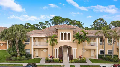 8032 Carnoustie Side A Place 3821, Port St. Lucie, FL 34986 #3821 Port St Lucie FL